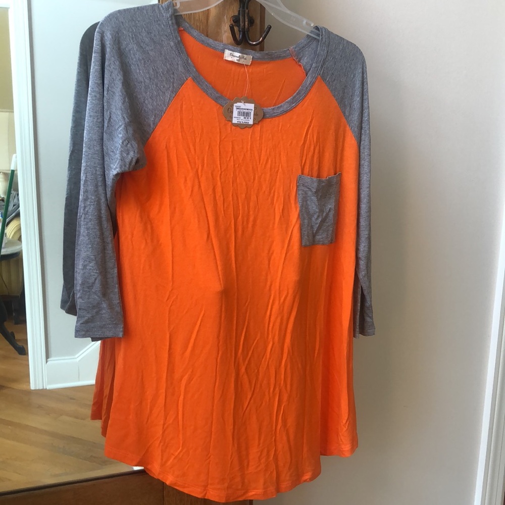 Tennessee colors “occasionally made”baseball Tunic NWT Show your Tennessee pride